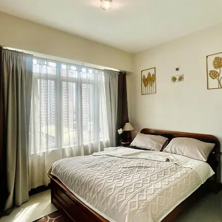Bgc Venice Grand Canal Staycation