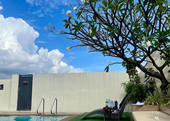 Bgc Venice Grand Canal Staycation Manila
